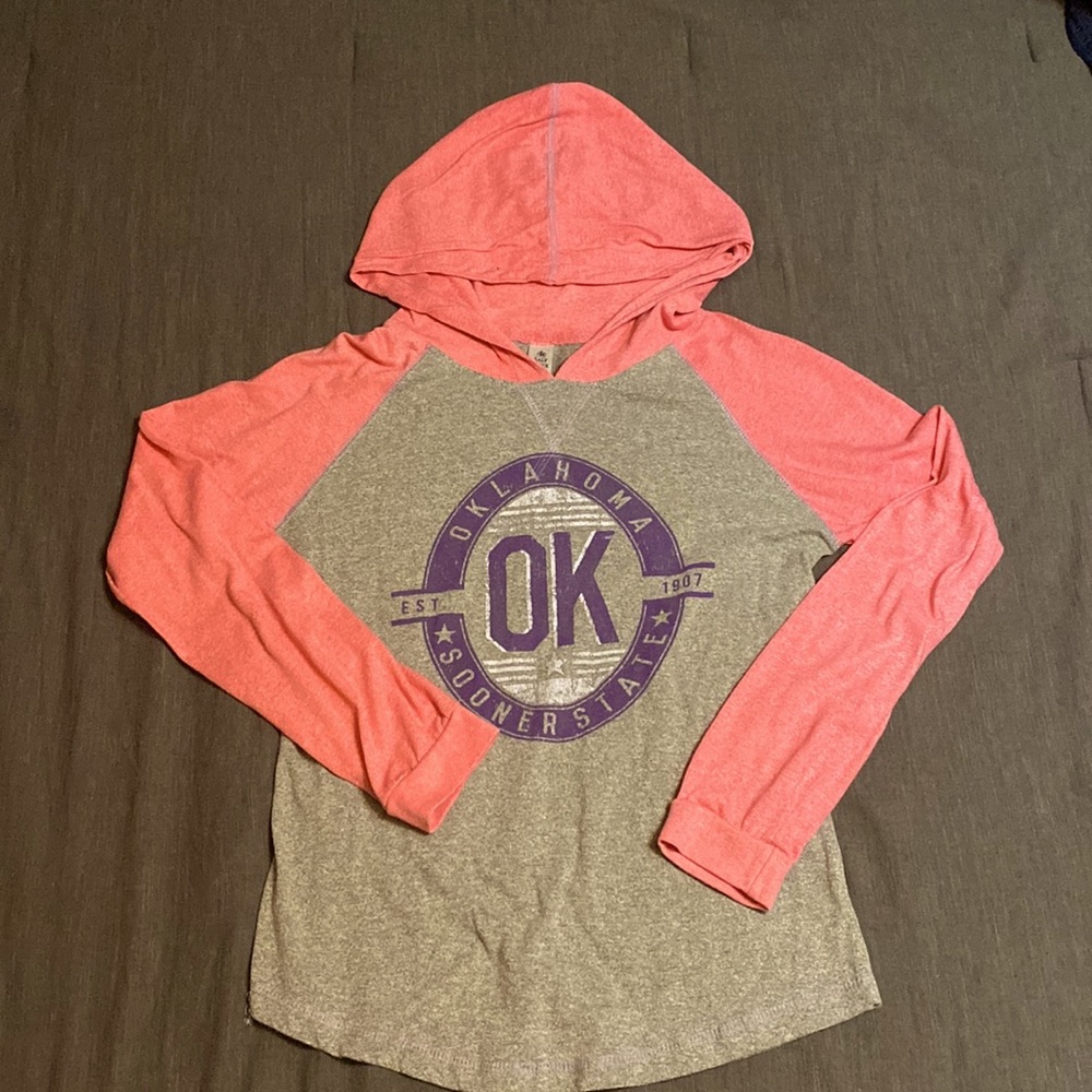 Oklahoma University long sleeve hooded shirt